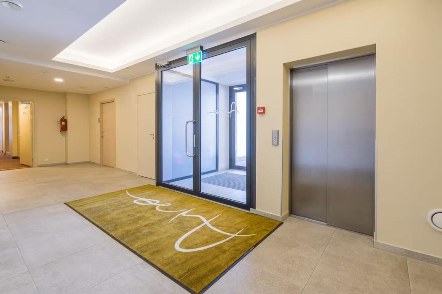 Lovely Aisa Apartment | 2 Terraces ปาร์นู ภายนอก รูปภาพ